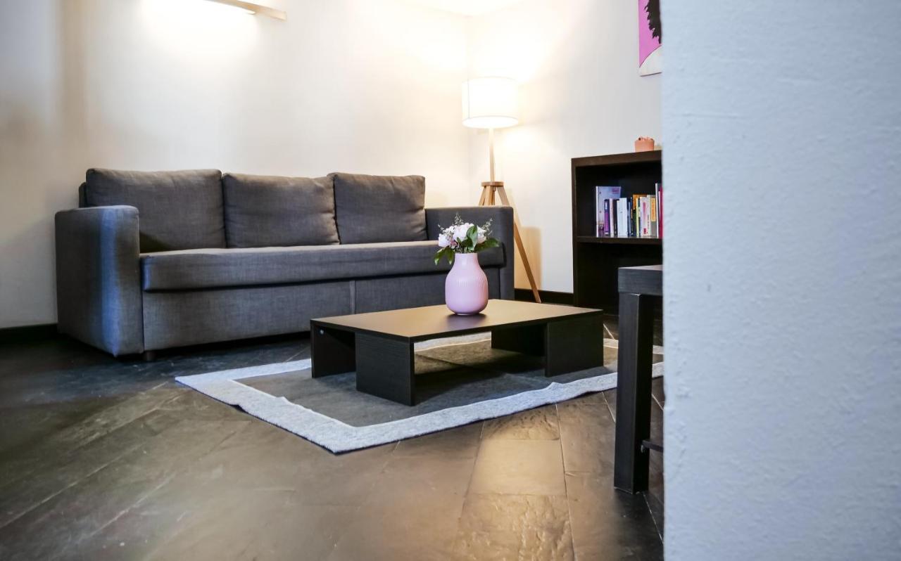 Casa Del Pittore - Elegante Appartamento Del 1200 - Centro Storico コモ エクステリア 写真