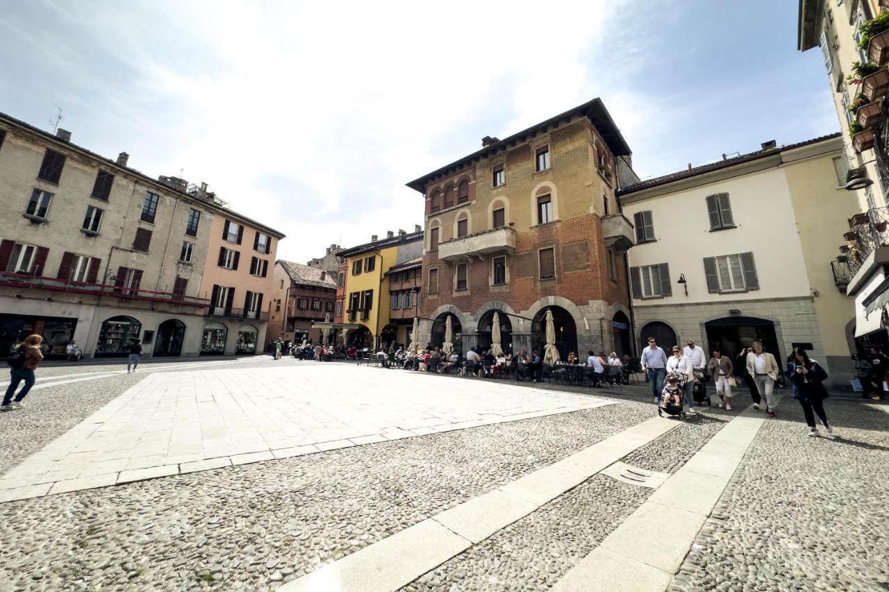 Casa Del Pittore - Elegante Appartamento Del 1200 - Centro Storico コモ エクステリア 写真